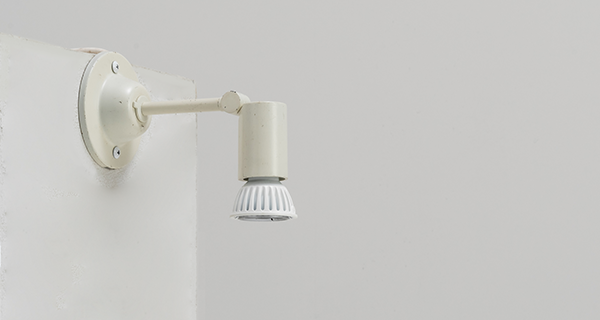 ダイクロスポット